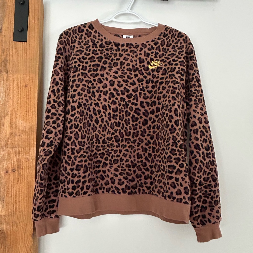 Nike Women's Brown Leopard Print Sweater